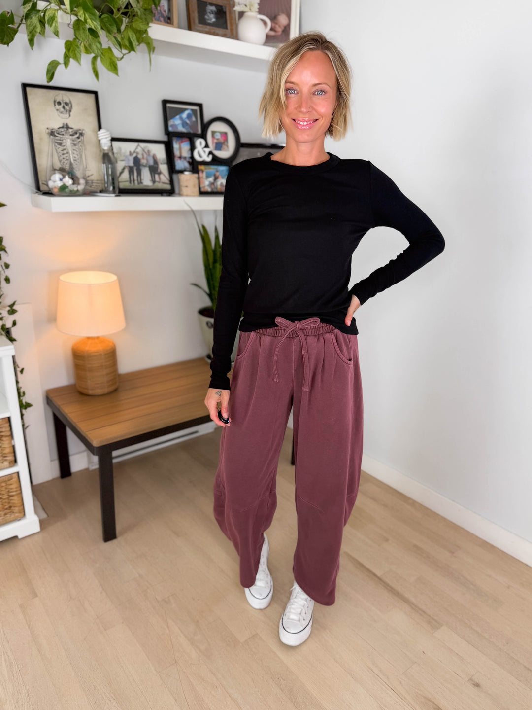 Willda Drawstring Barrel Sweats- MAROON