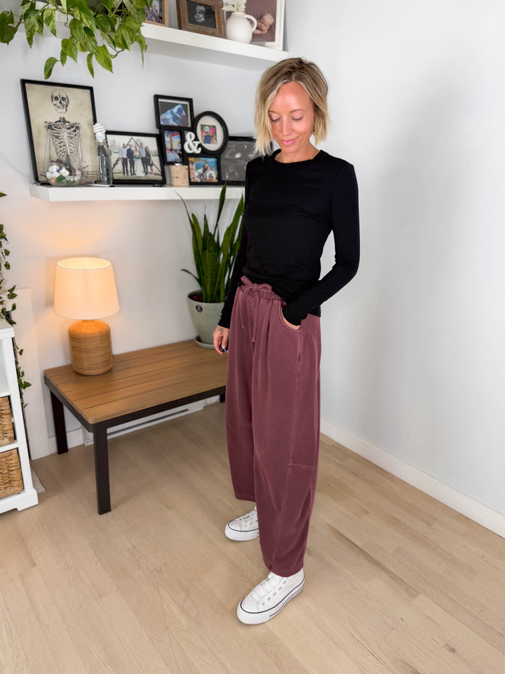 Willda Drawstring Barrel Sweats- MAROON