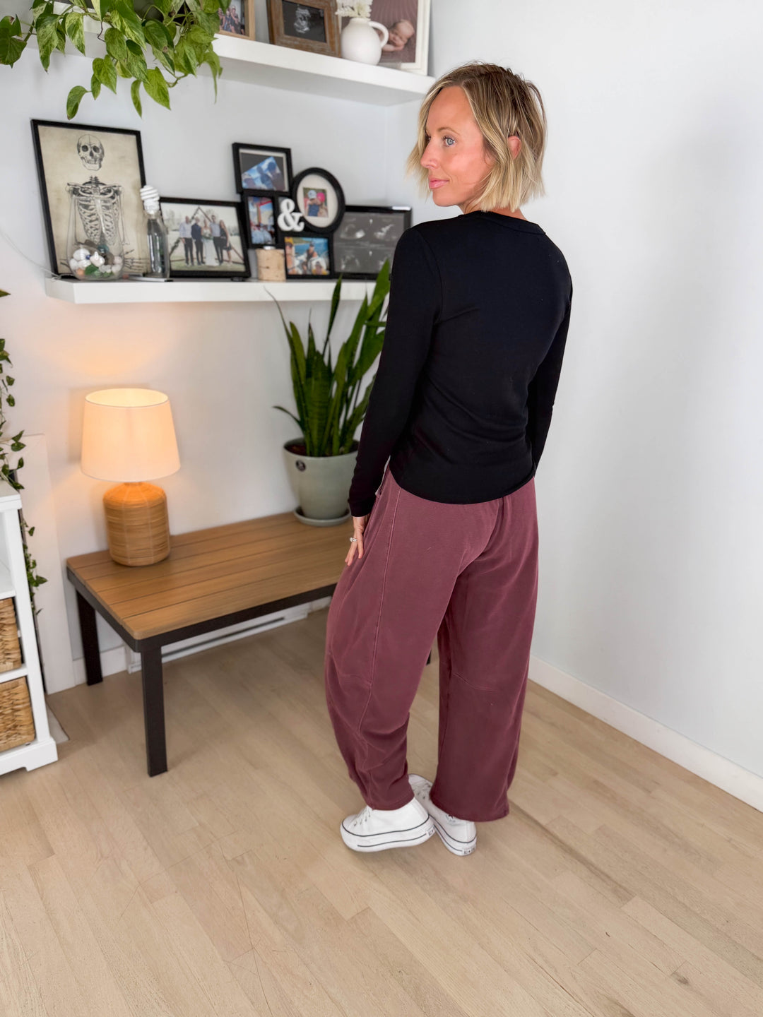 Willda Drawstring Barrel Sweats- MAROON