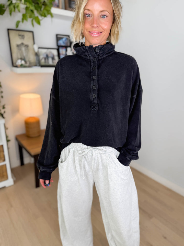 Winslow Button Up Pullover- BLACK