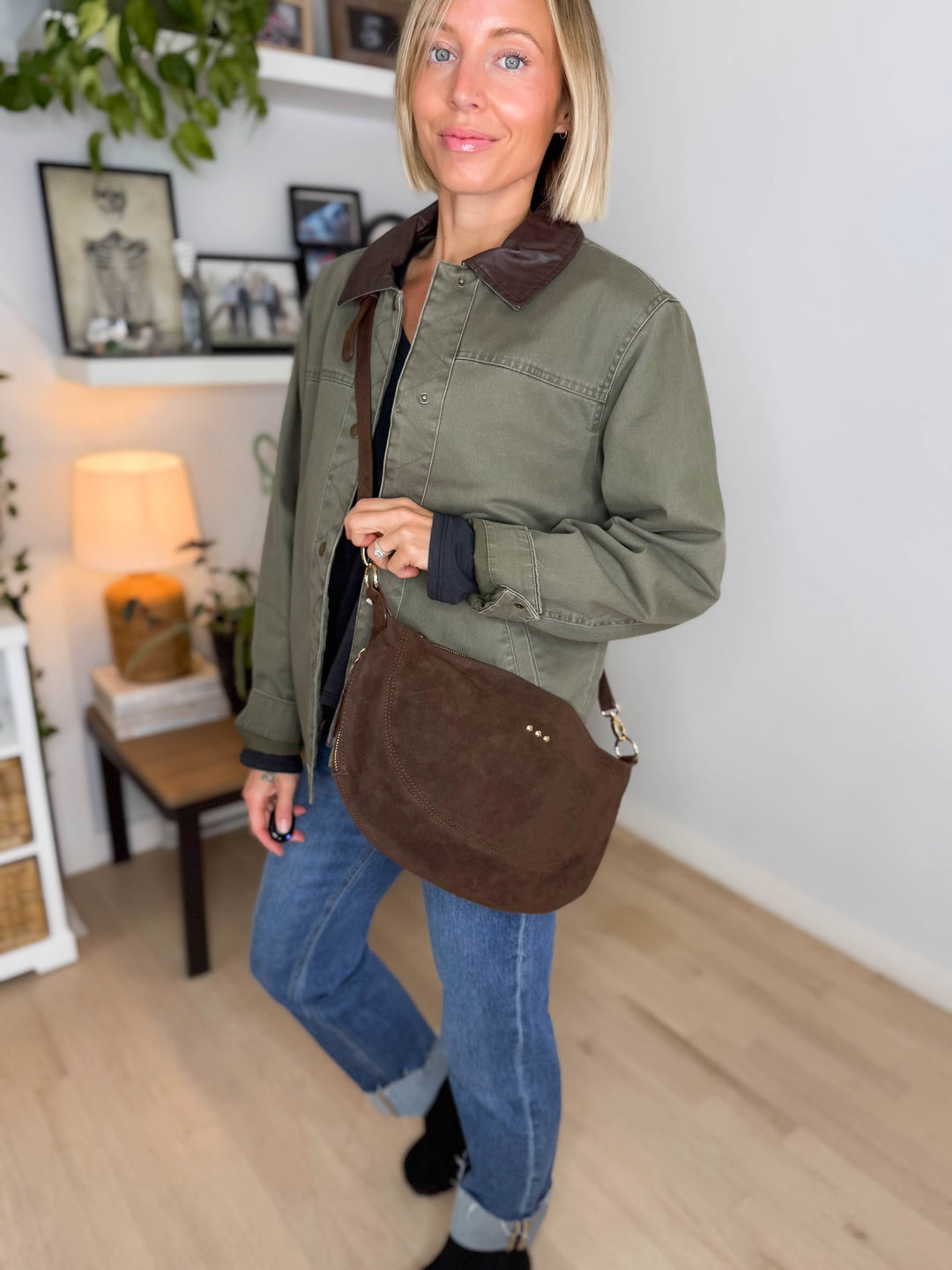 Netty Suede Crossbody- CHOCOLOATE