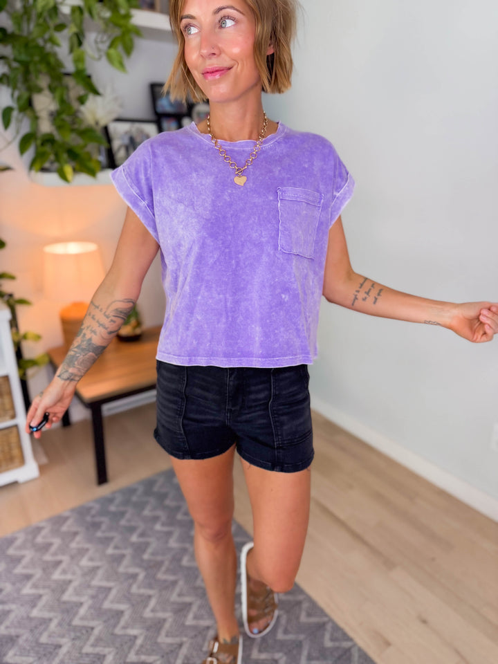 Iri Washed Pocket Tee- VIOLET