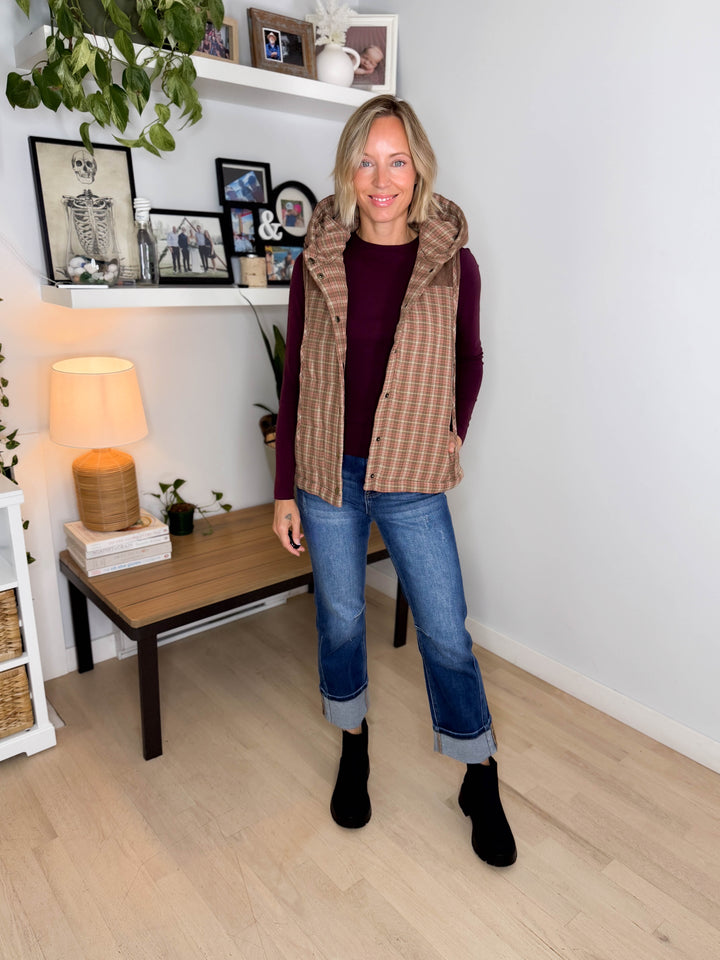 Dovie Quilted Cotton Hooded Vest- MAUVE PLAID