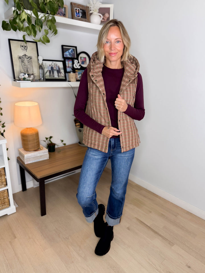 Dovie Quilted Cotton Hooded Vest- MAUVE PLAID