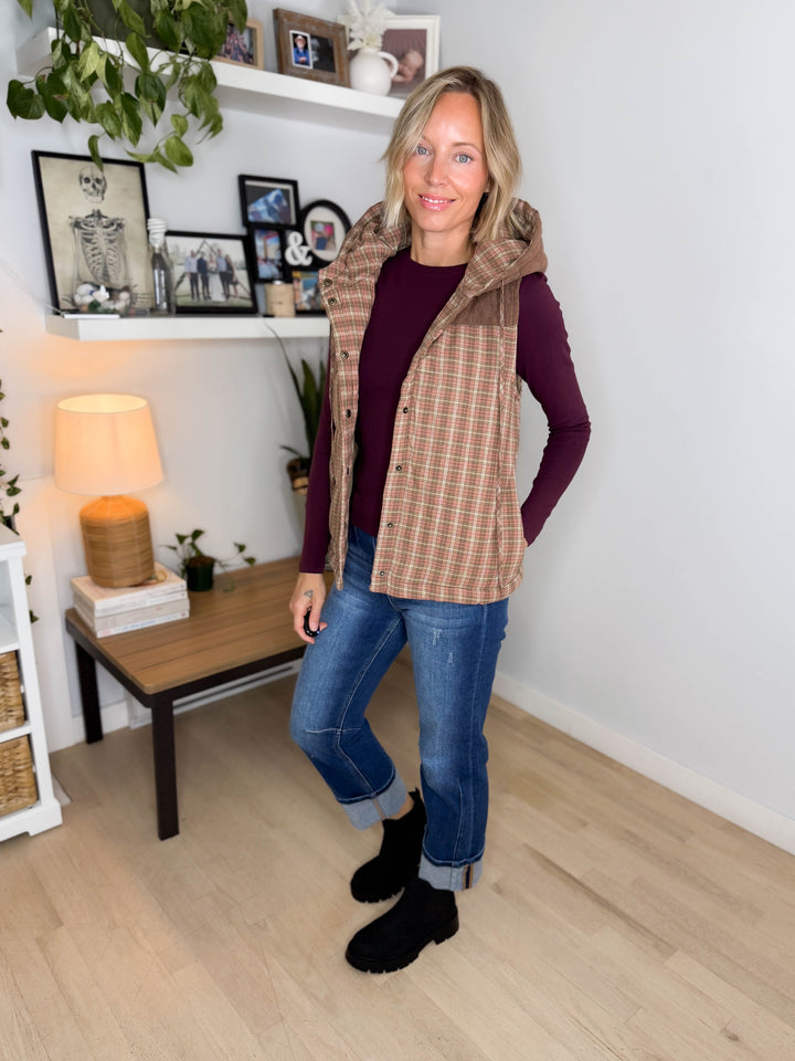 Dovie Quilted Cotton Hooded Vest- MAUVE PLAID
