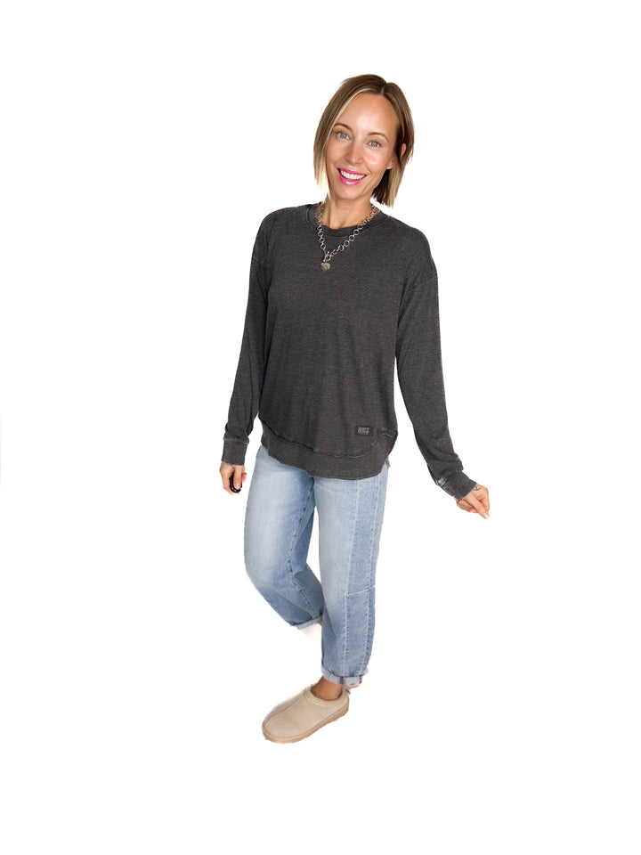 ROYCE Poncho Long Sleeve- BLACK