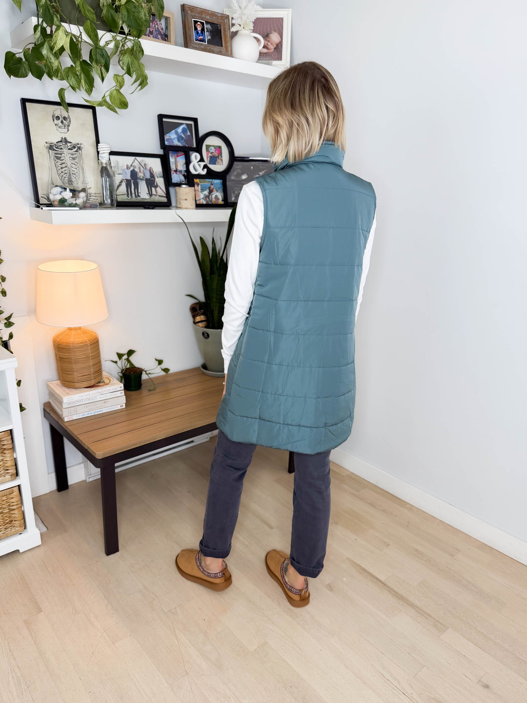 MICHELLE MAE Harlow Cling-Free Longline Vest- TEAL