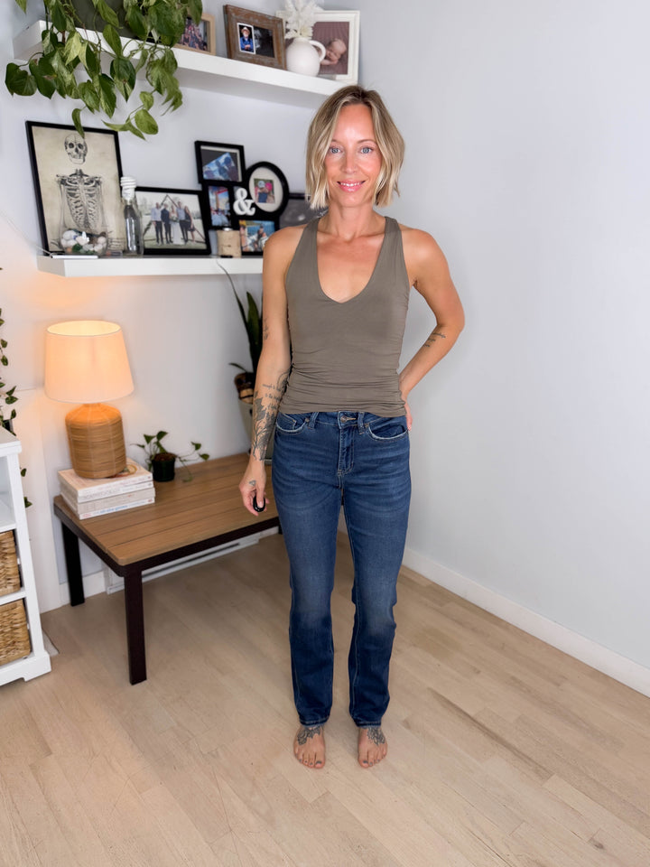Mica Senna High Rise Straight Leg Jeans- VINTAGE DARK