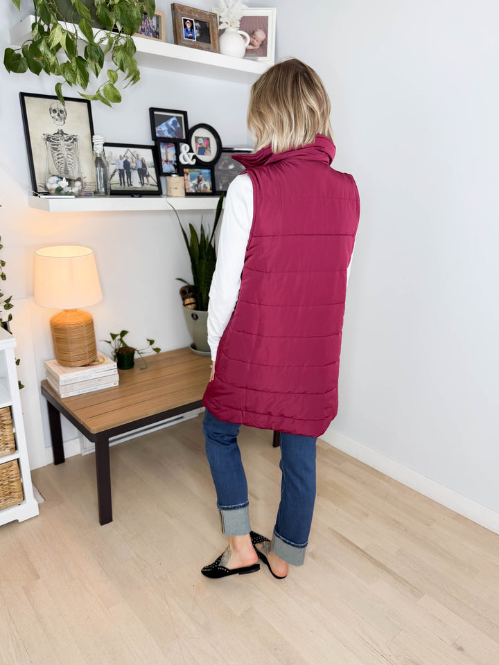 MICHELLE MAE Harlow Cling-Free Longline Vest- BURGUNDY