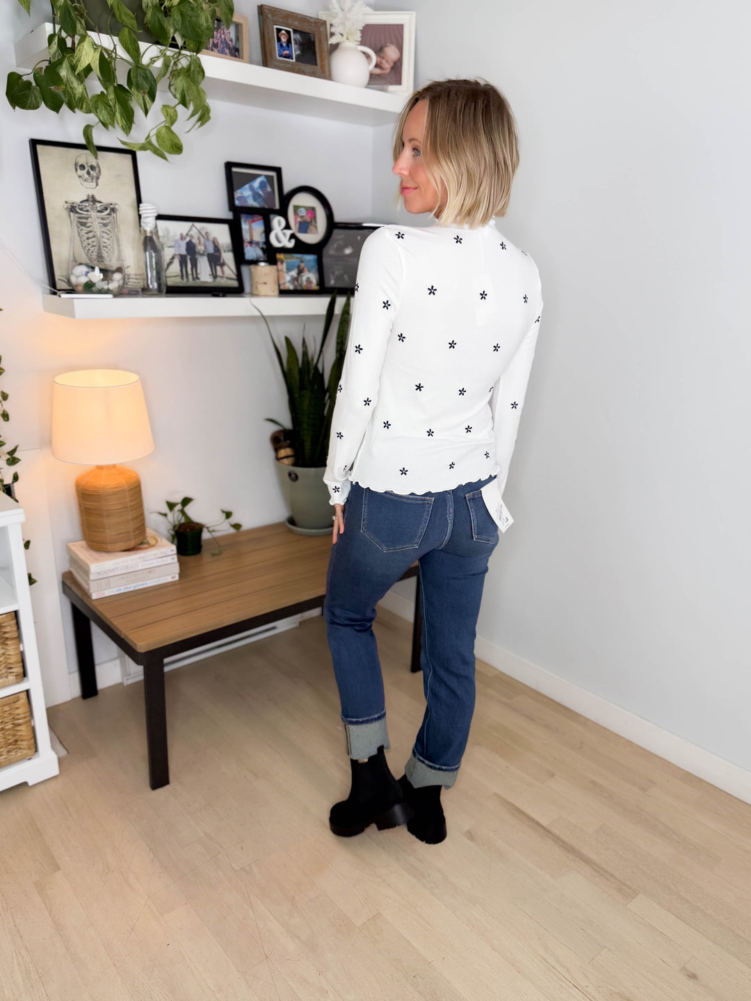Mila Mock Neck Cabbage Hem Long Sleeve Top- WHITE
