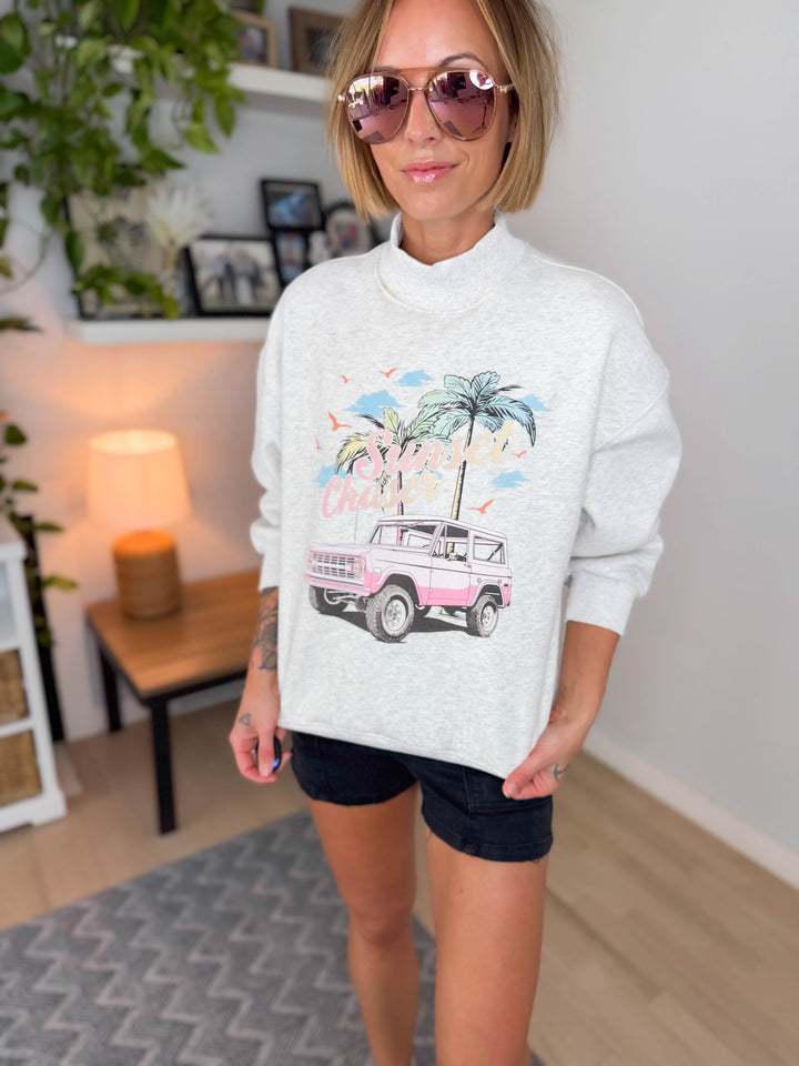 Sunset Chaser Pullover- LIGHT HTHR GREY