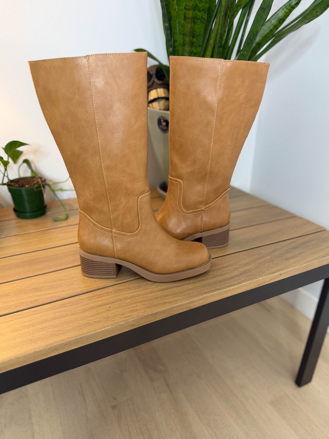 Belvin Boot- CAMEL