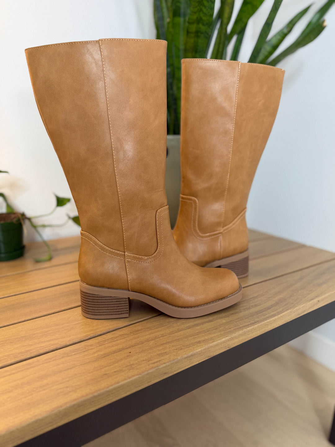 Belvin Boot- CAMEL