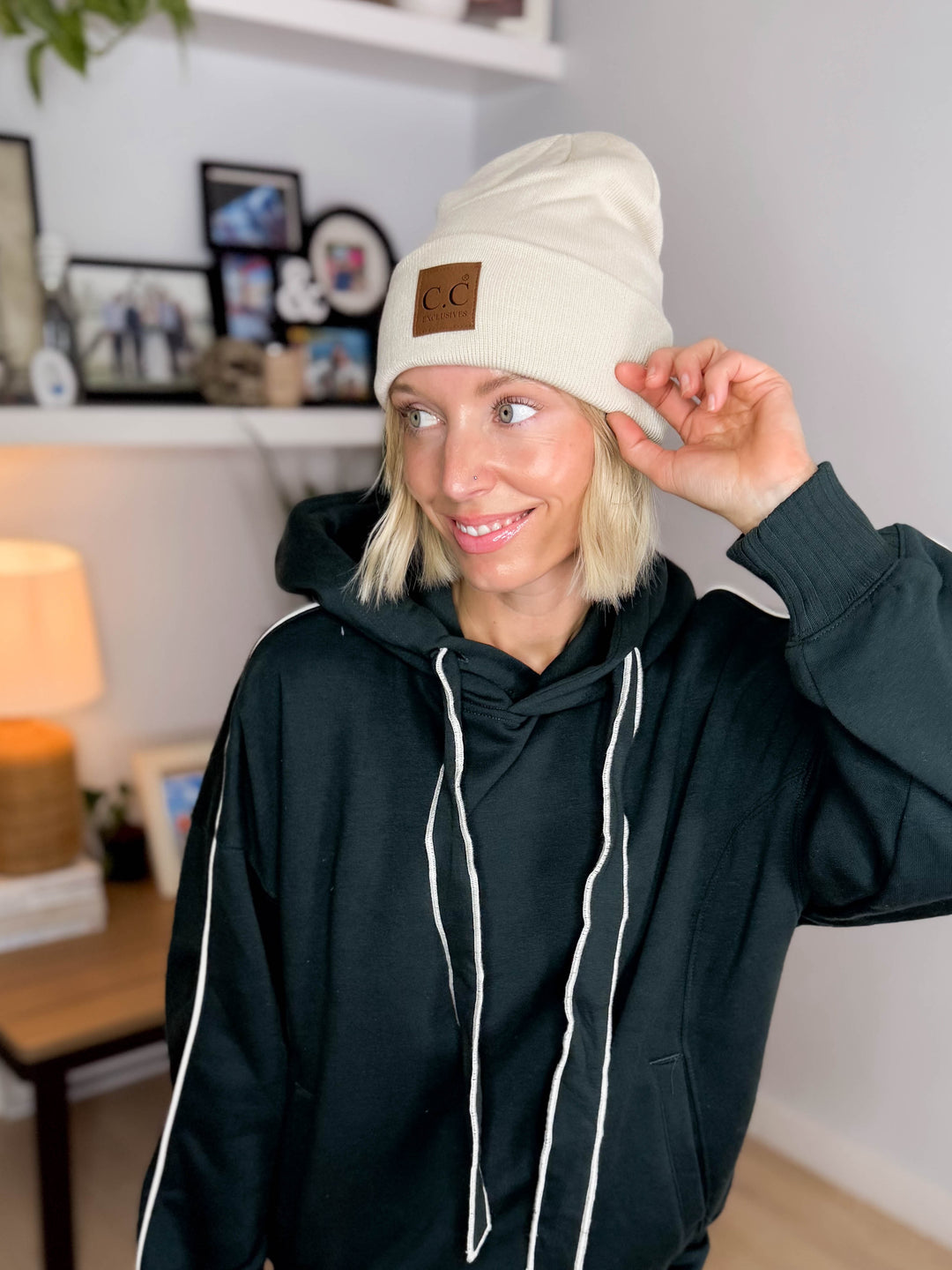 CC Classic Beanie- BEIGE