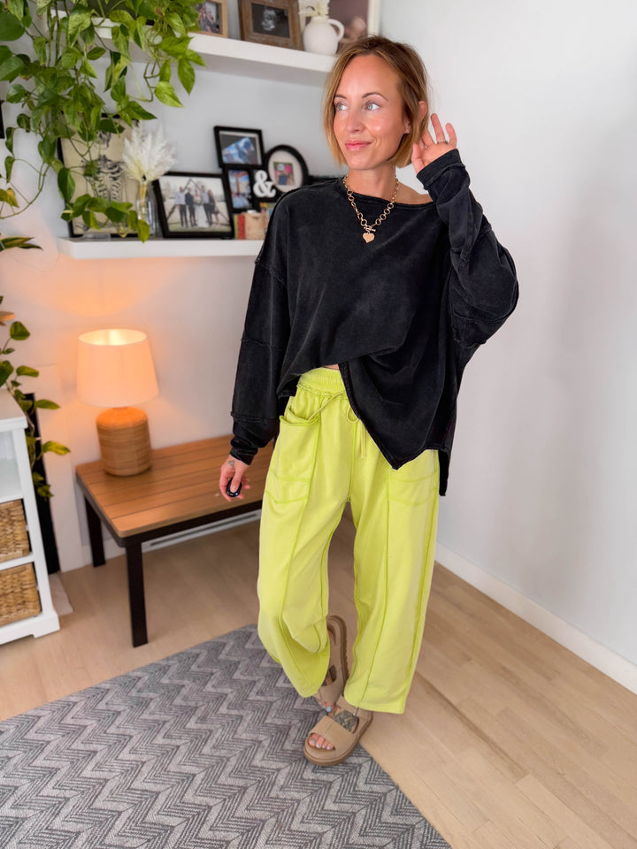 Mono B  Nalah Cotton Oversized Pullover- BLACK
