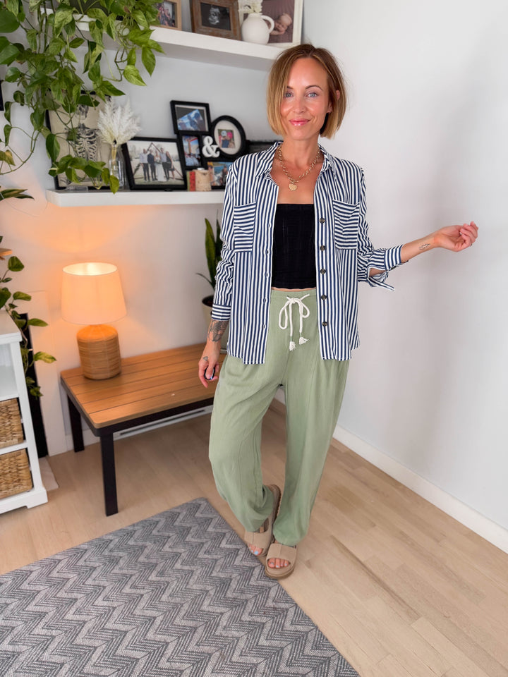 ONLY Yasmina Button Down Shirt- NAVY STRIPE