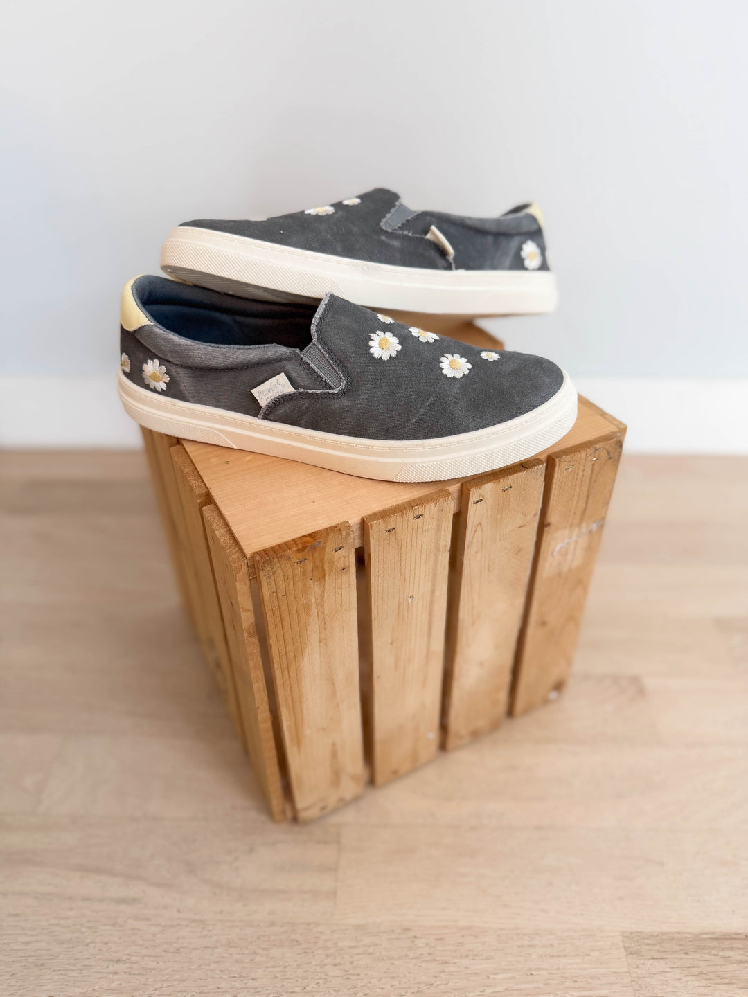 BLOWFISH Havasu Sneaker- DAISY