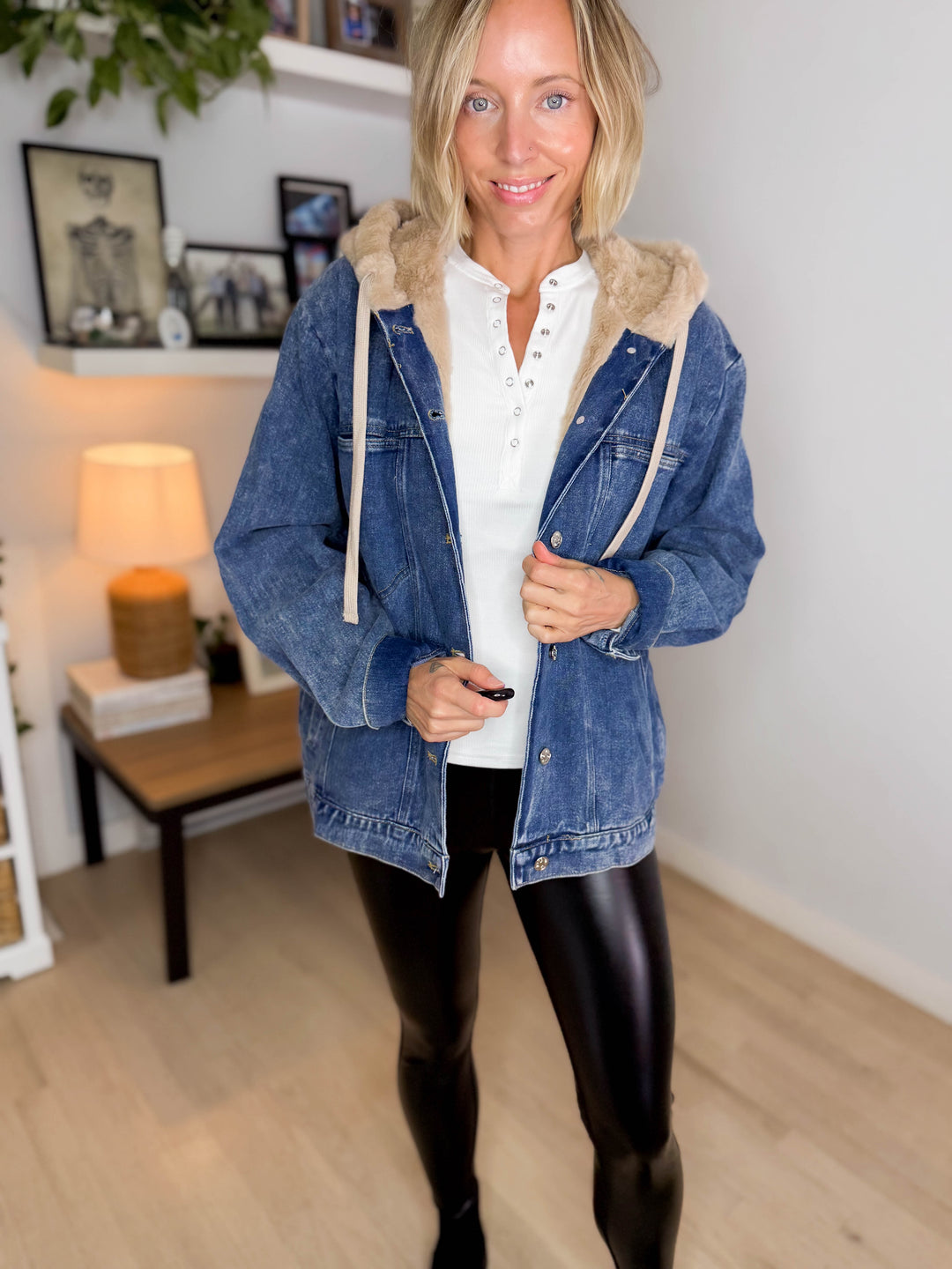 Romilly Button Down Faux Fur Hooded Denim Jacket- MEDIUM WASH