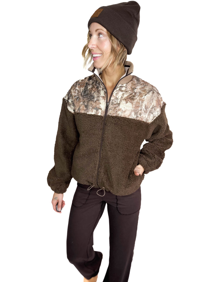 Wilder Camo Sherpa Pullover