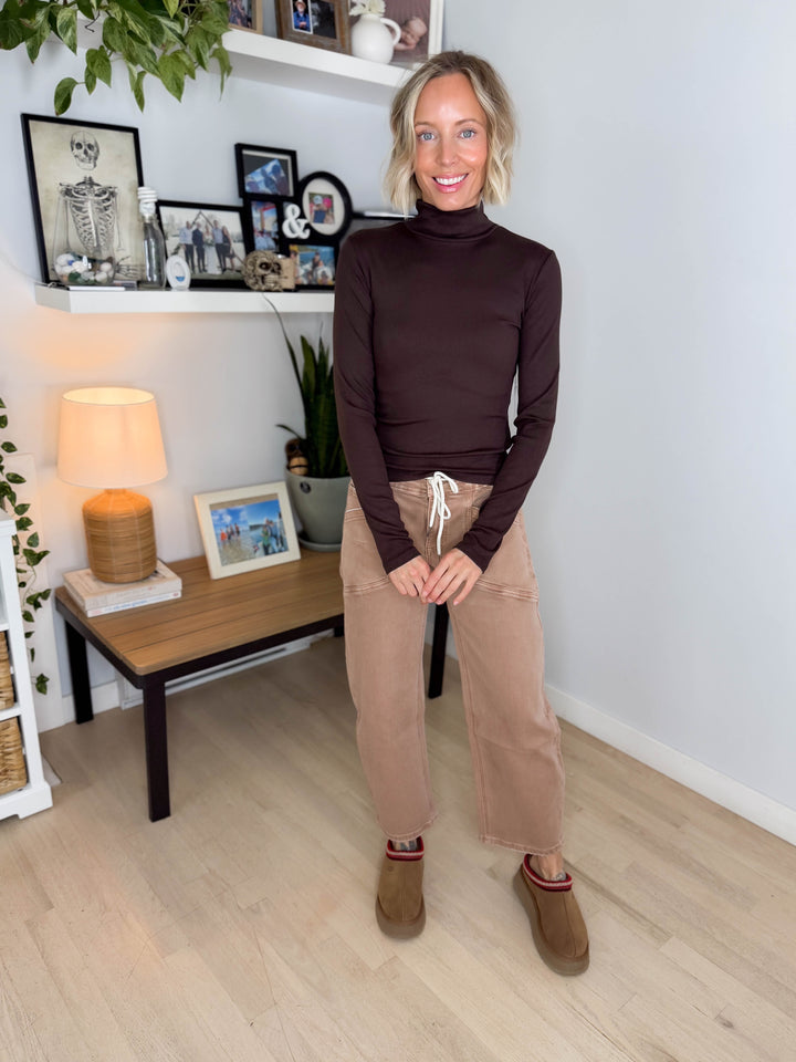 MONO B Linley Ribbed Mock Neck- COFFEE BEAN