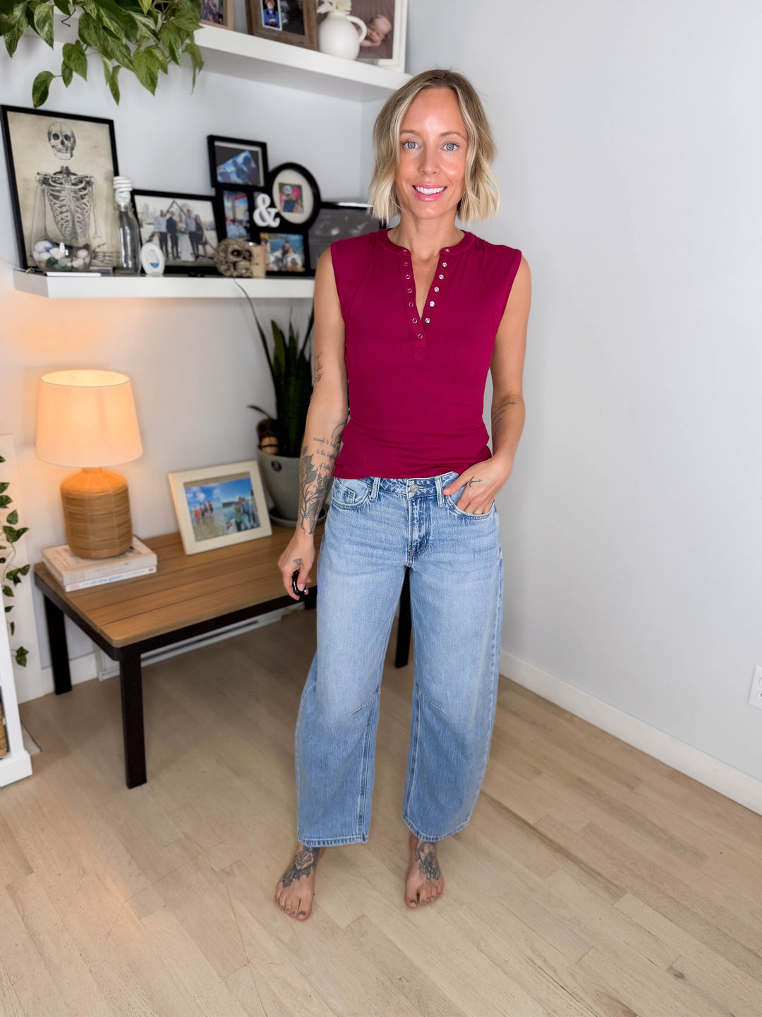 Vervet Gretta High Rise Barrel Jeans- LIGHT WASH
