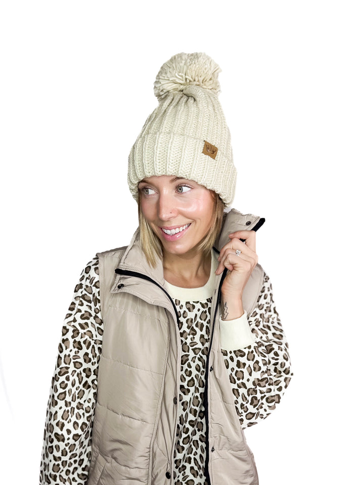 Classic Cable Knit Pom Beanie- CREAM