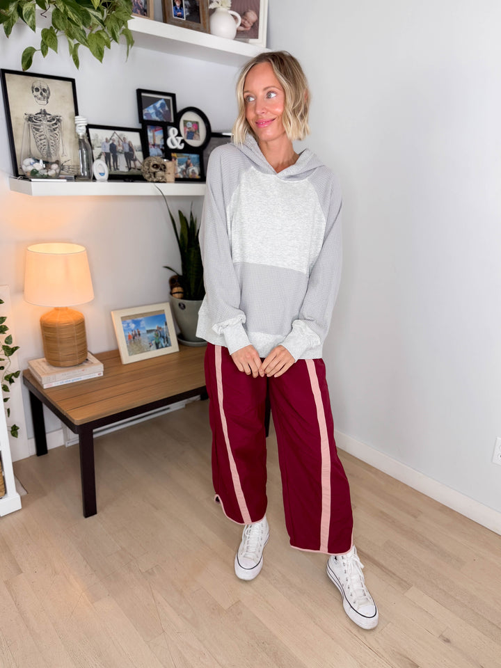 Sonoma Round Neck Waffle Knit Long Sleeve Hoodie- HEATHER GREY