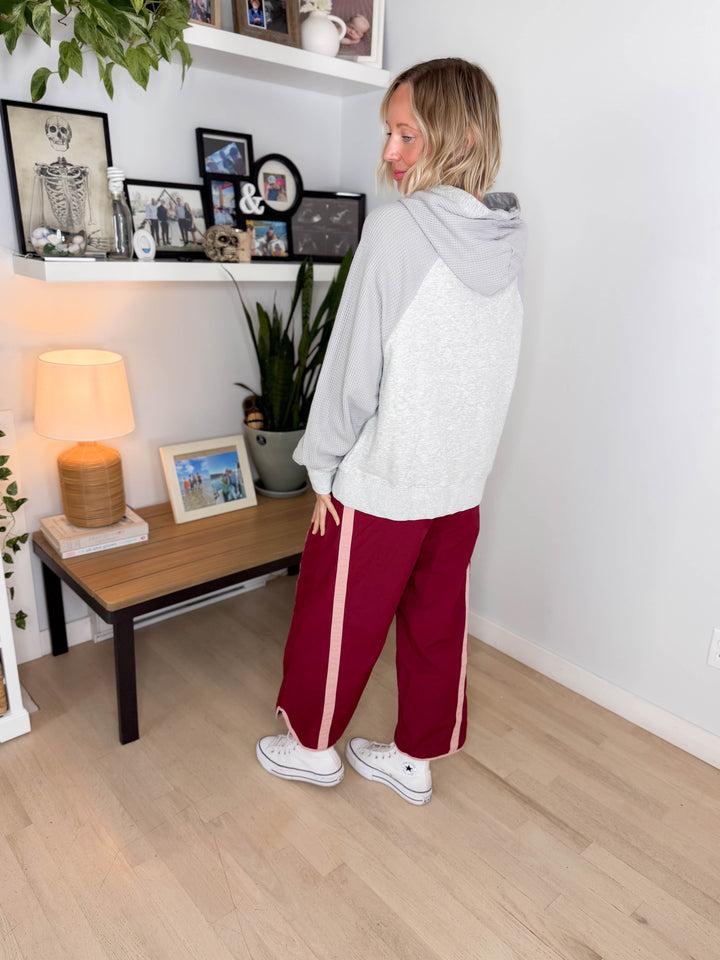 Sonoma Round Neck Waffle Knit Long Sleeve Hoodie- HEATHER GREY