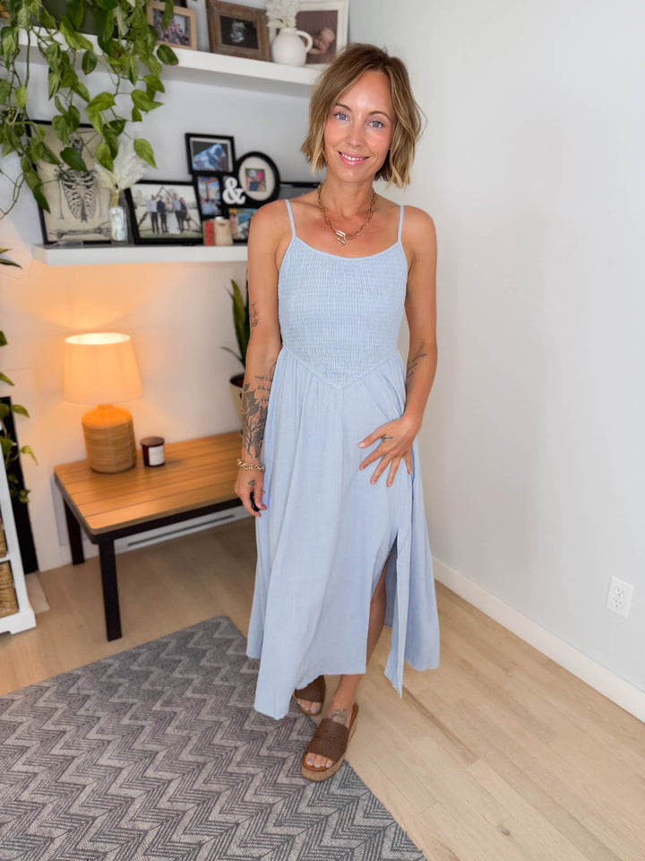 Zona Smocked Midi Dress- LIGHT BLUE