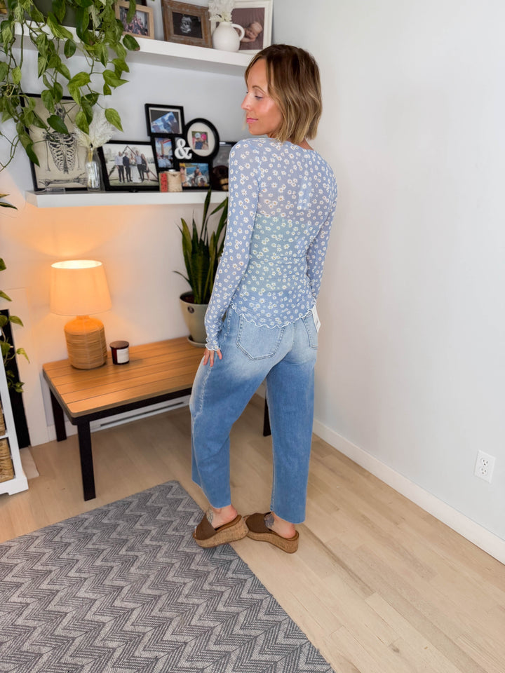 Avalune Mesh Longsleeve- BLUE DAISY