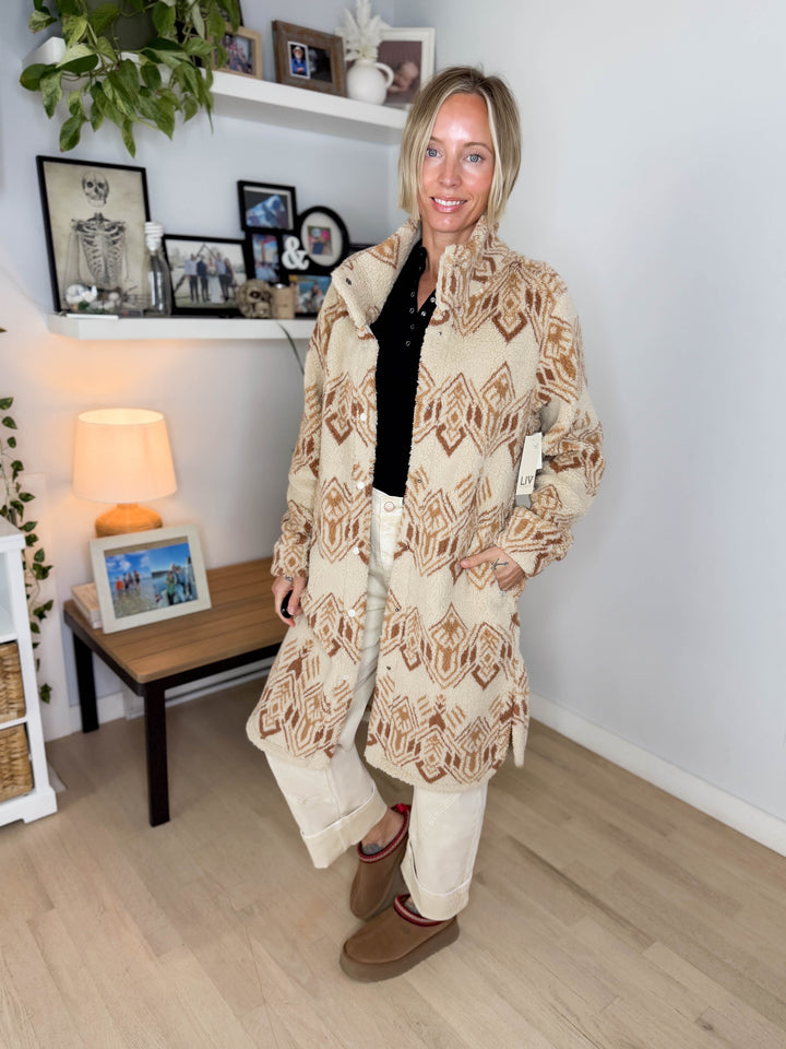 Ainsley Longline Sherpa Jacket- CREME BRULEE