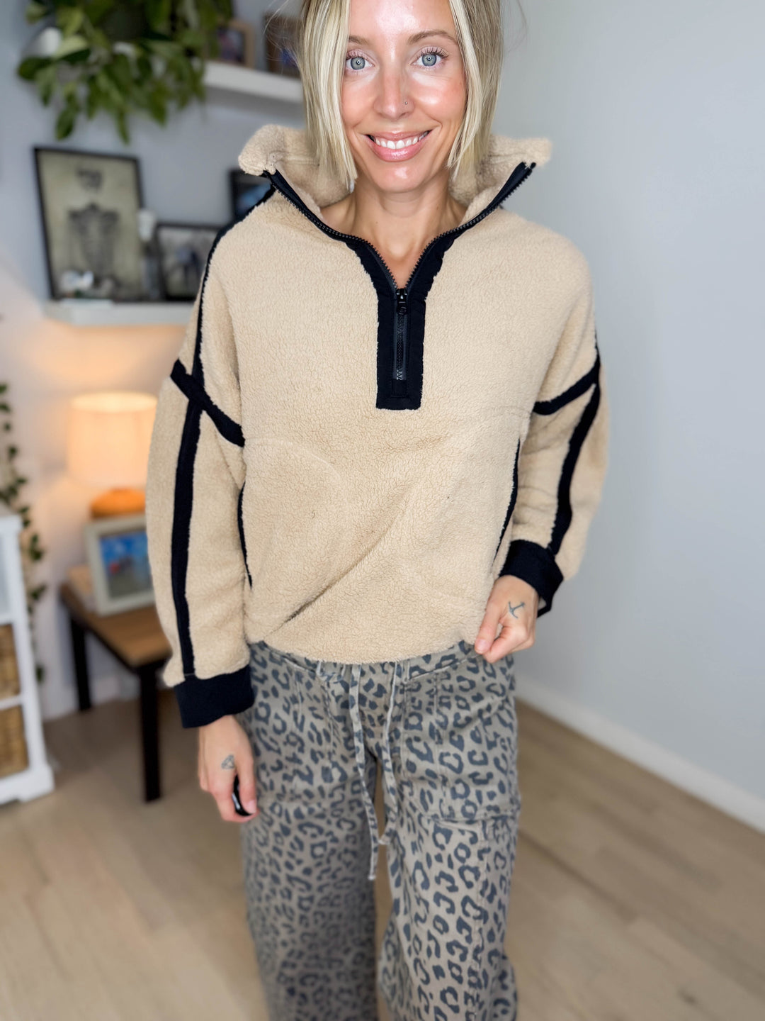 Justina Half Zip Sherpa Fleece Pullover- TAN/BLACK
