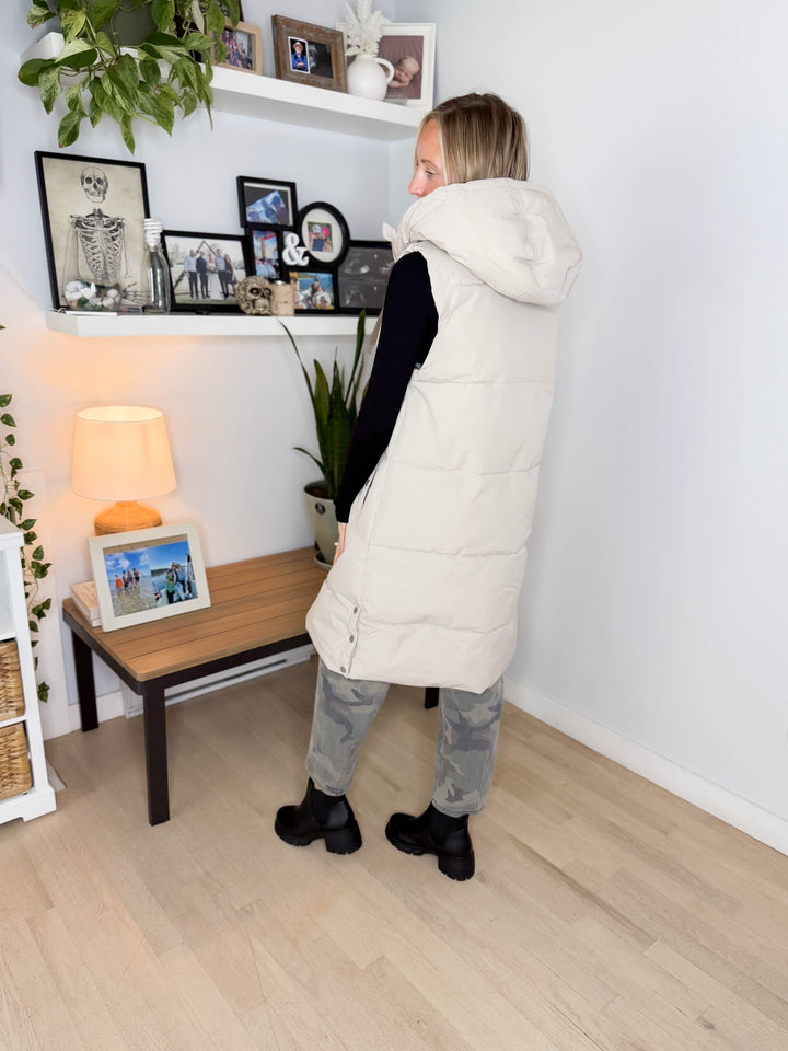 ONLY Blair Long Hooded Puffer Vest- SILVER LINING