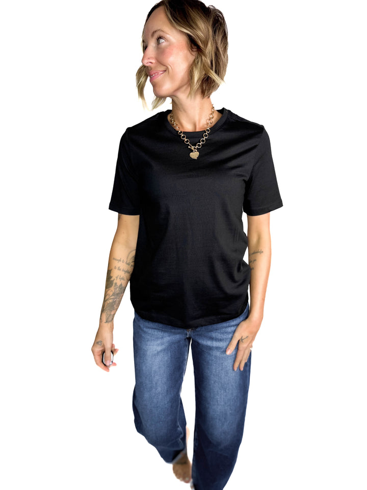 Only Freja Organic Cotton Structured Tee- BLACK