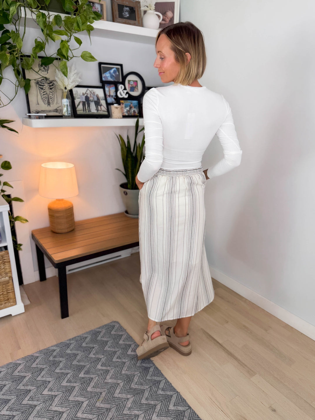 Luau Stripe Button Skirt- BLACK