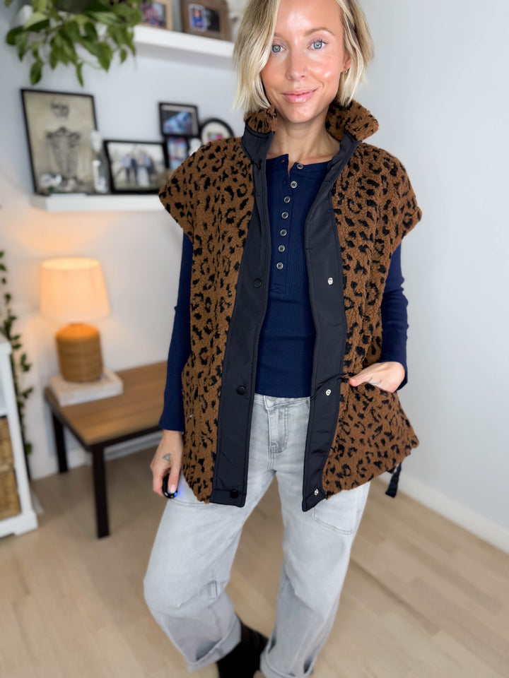 Fierce Fleece Vest- BROWN & BLACK LEOPARD