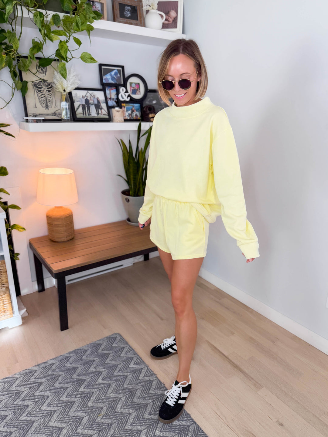Lenny Mock Neck Pullover- LEMON