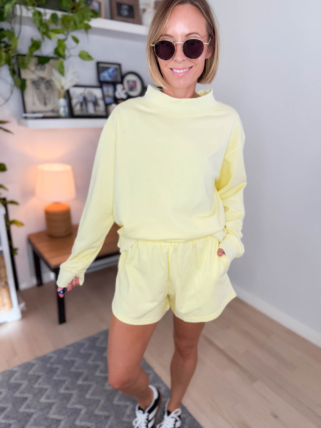 Lenny Mock Neck Pullover- LEMON