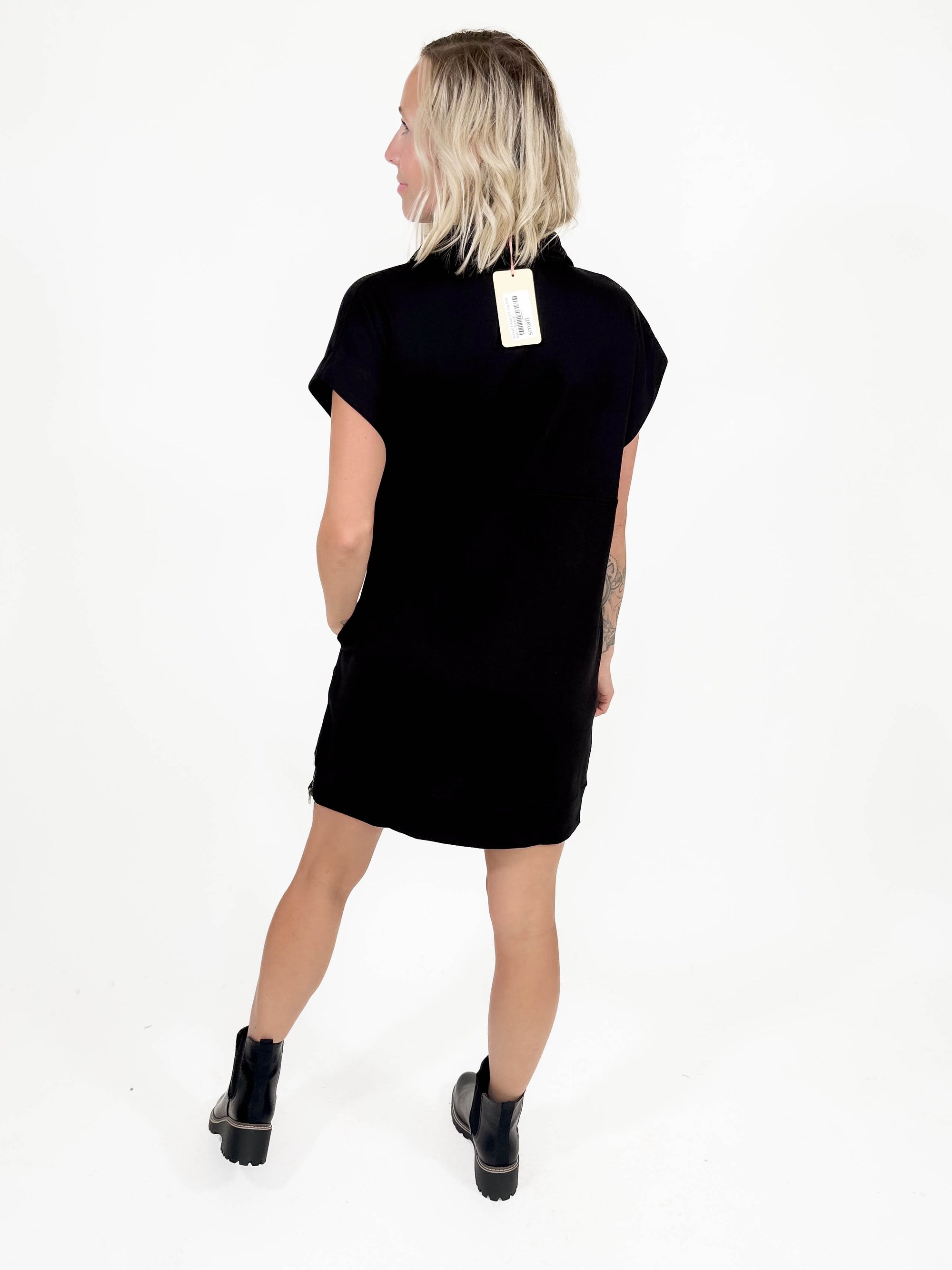 Wheat Fields 1/2 Zip Midi Dress- BLACK-FINAL SALE