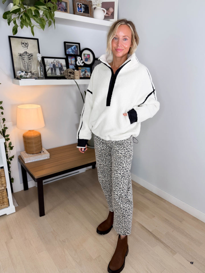 Marlow Fleece 1/2 Zip Pullover- IVORY/BLACK