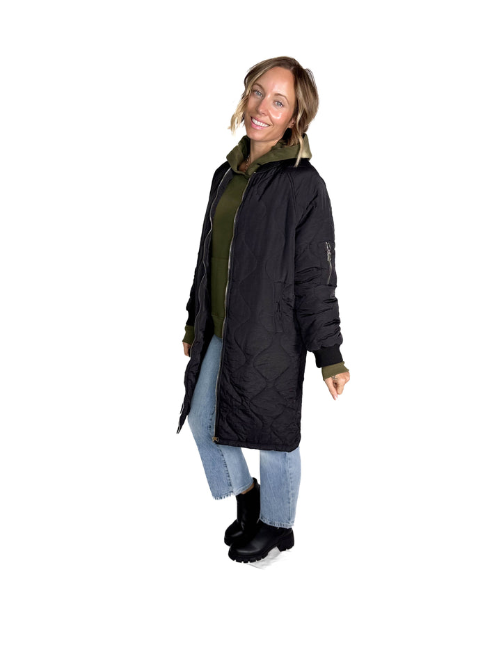 Trail Quilted Zip Up Long Utility Jacket- BLACK