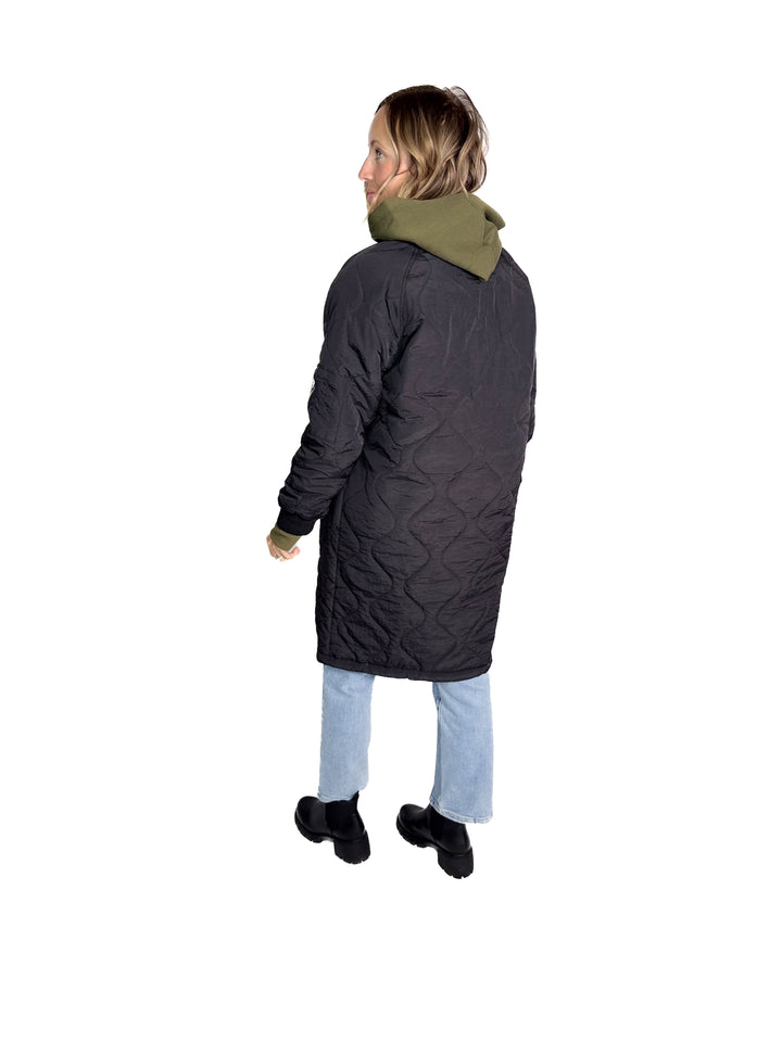 Trail Quilted Zip Up Long Utility Jacket- BLACK