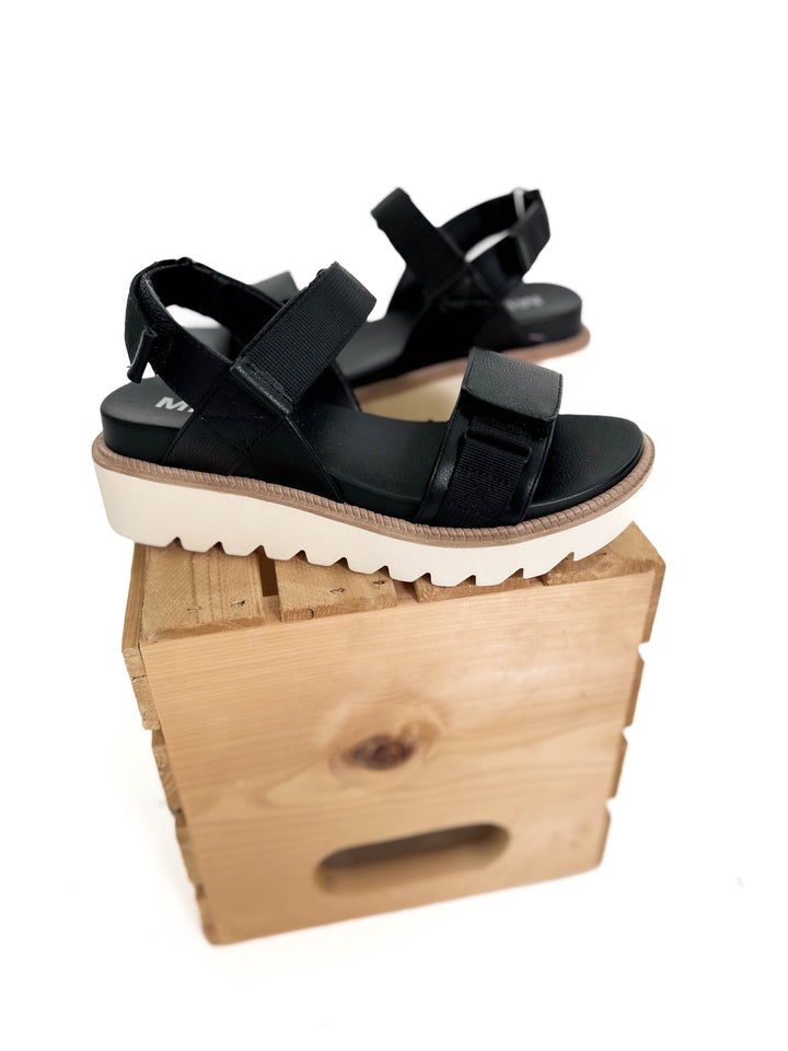 MIA Georgia Sandal- BLACK-FINAL SALE