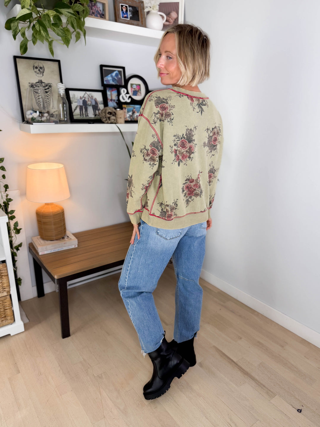 Nutmeg Floral Pullover- GREEN OLIVE