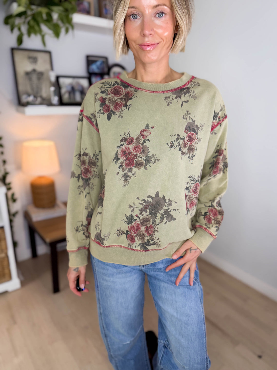 Nutmeg Floral Pullover- GREEN OLIVE