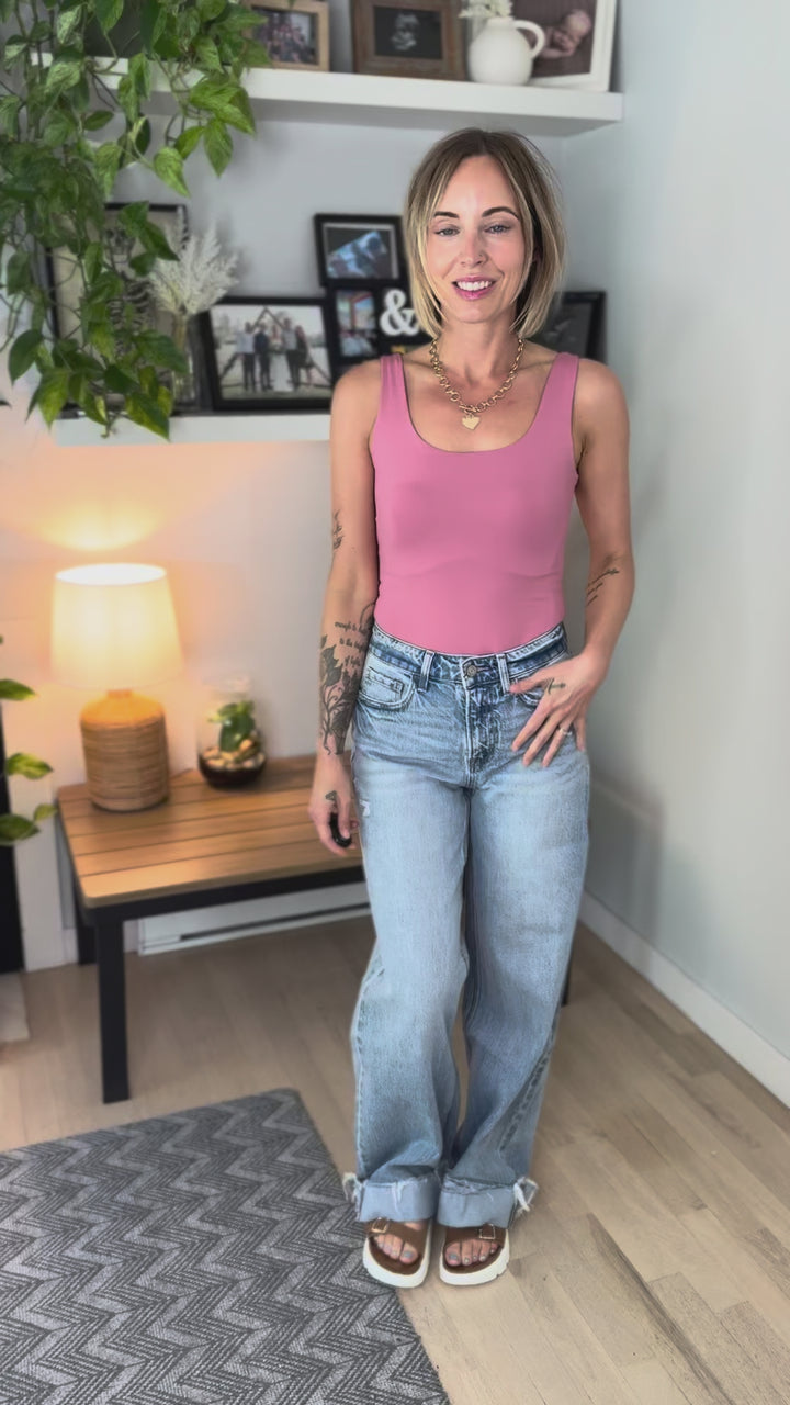 Sandy Lane Scoop Neck Bodysuit- BERRY SMOOTHIE