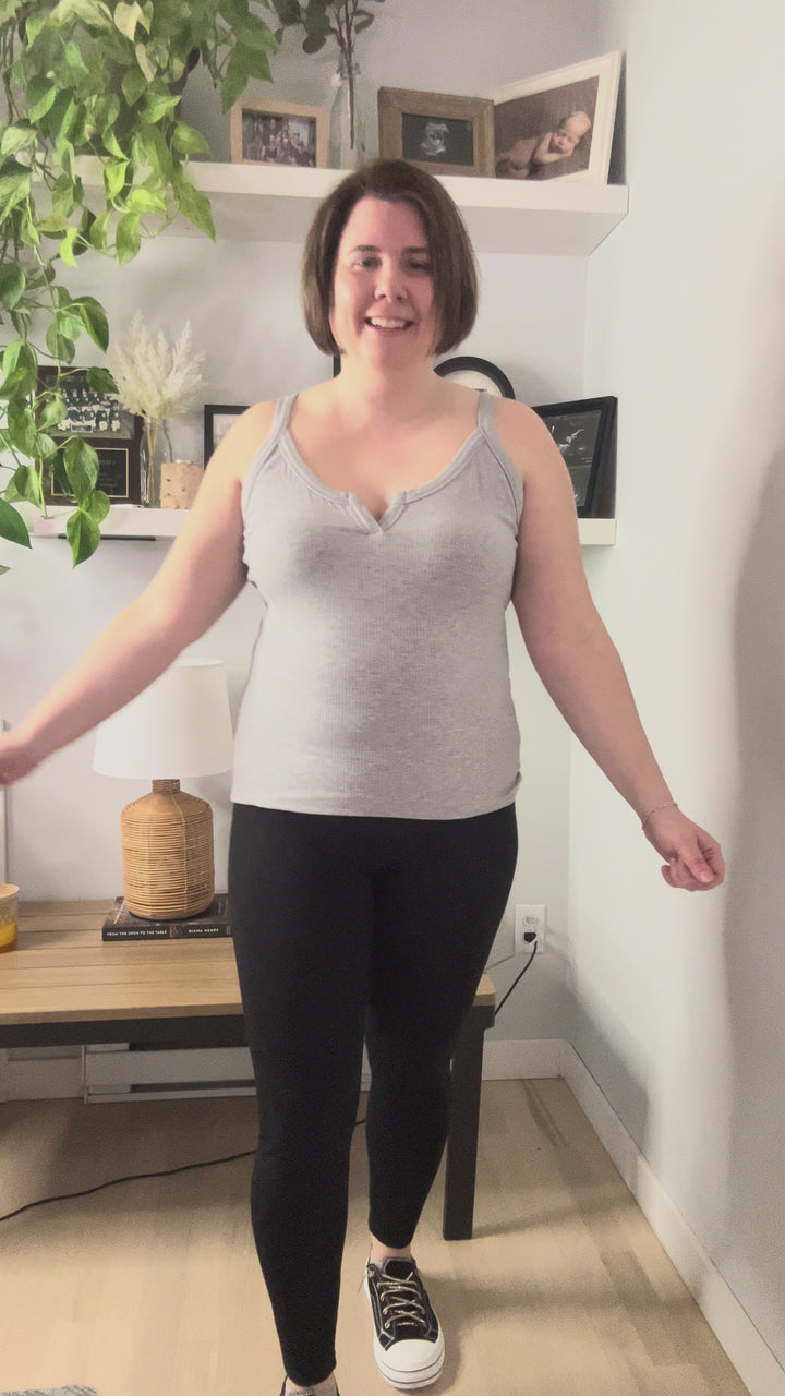 Della Momentum Leggings- BLACK