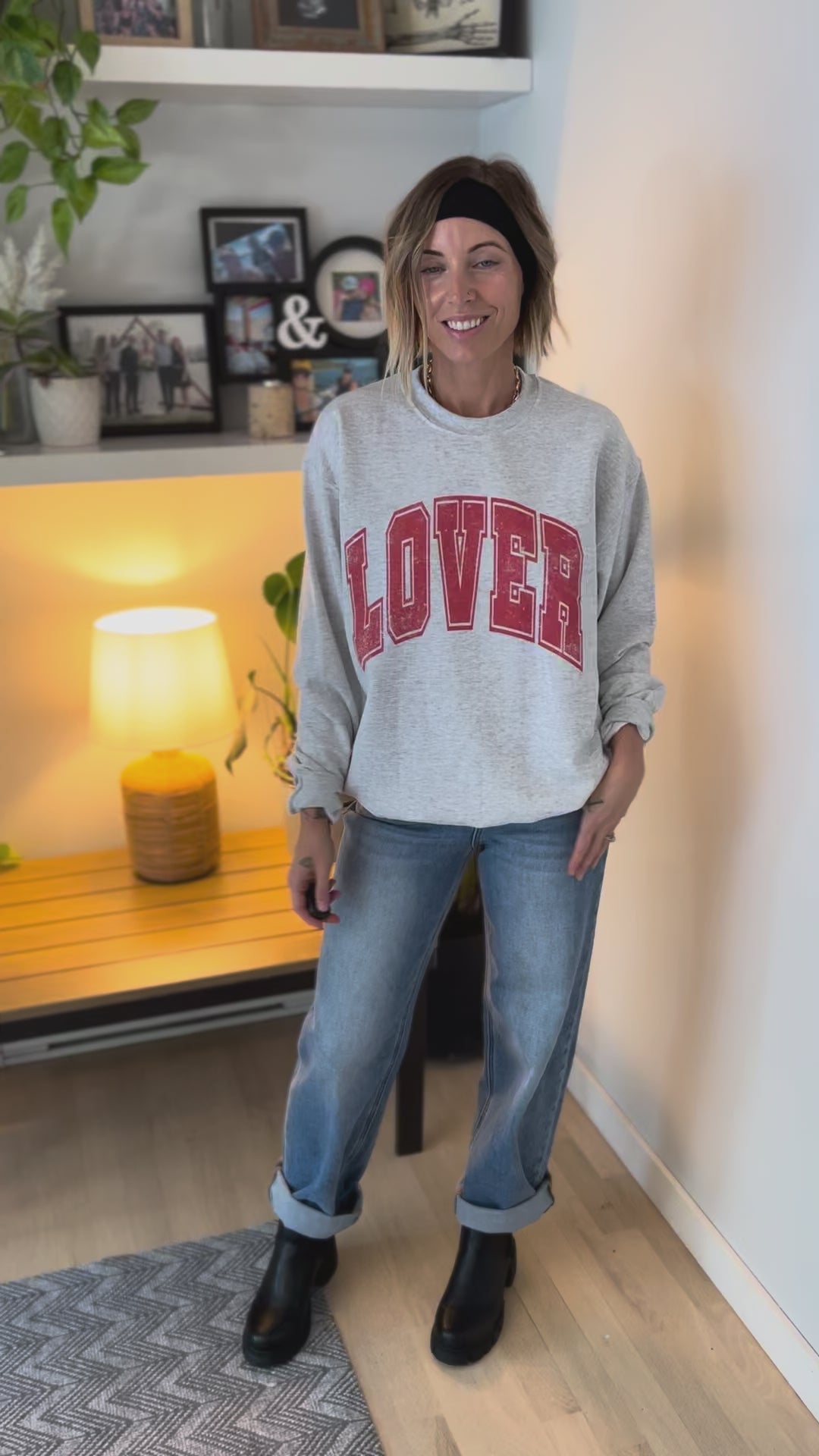 Lover Graphic Crewneck- ASH
