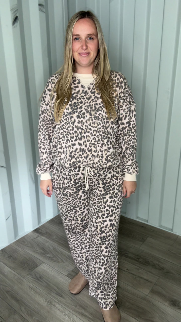 Rory Leopard Lounge Set