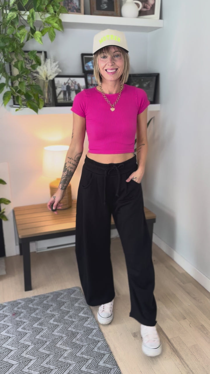 Huxlee Cotton Blend Barrel Jogger- BLACK